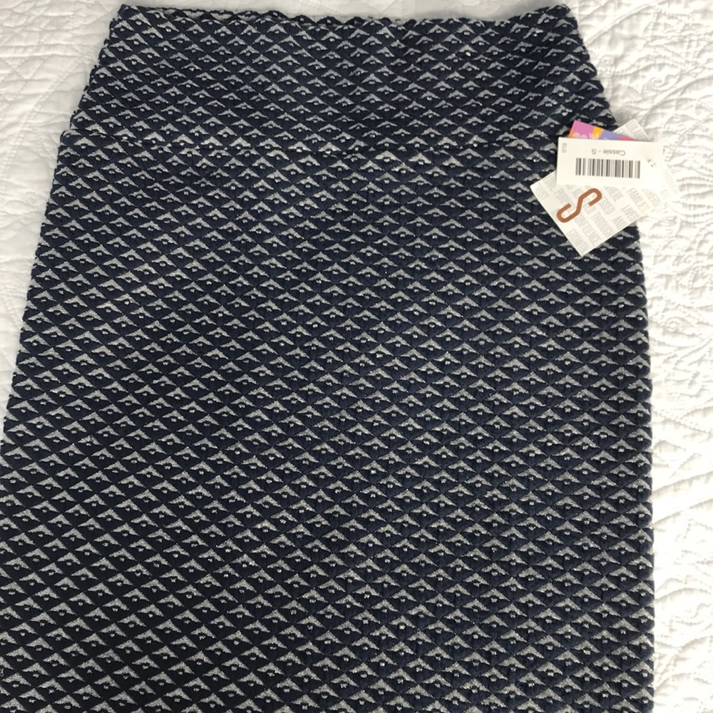 NWT- Small LuLaRoe Cassie skirt.